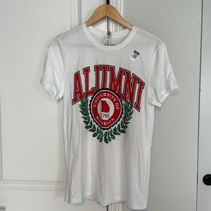 NWOT UGA University of Georgia Alumni Short Sleeve Graphic Tee Size S
